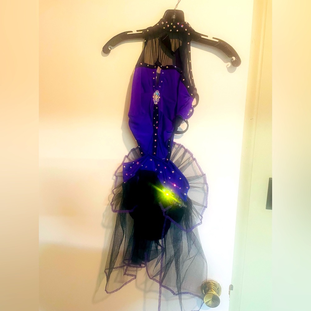 Semi-Custom Jazz Costume - Equivalent to a Child Large